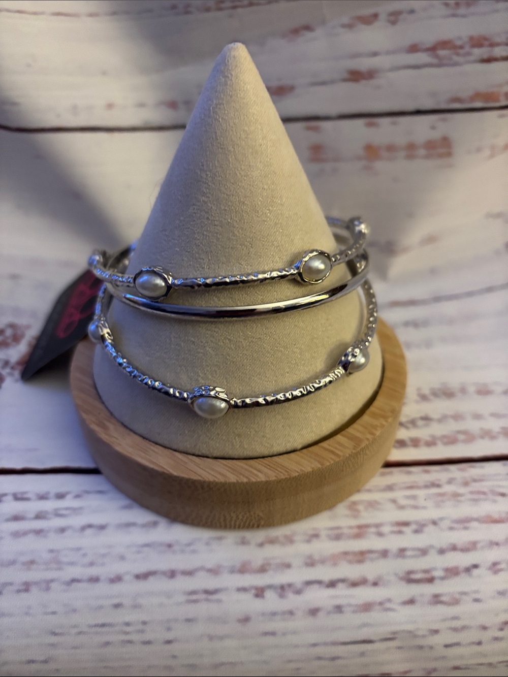 paparazzi Silver Pearl Accent Bangle Trio